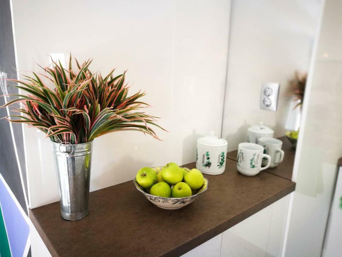 Cres Art Studio Kuning Apartment Екстер'єр фото